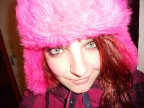 Lola_Lovin's profile picture. Happines Factory!