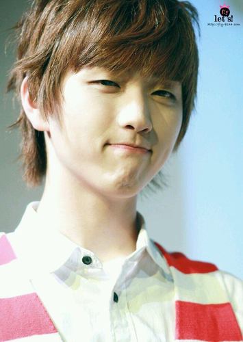 B1A4 一番のイケメン!サンドゥルです!BANA僕と話さない?bot の人達も待ってるよ!みんなを幸せにしたい~♪夜中よく出現するから見つけたら話しかけてねkkk start→ 2013.2/20