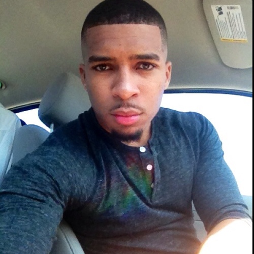 KingOfTheThron3's profile picture. Future Neurologist #GymLife #Belize #LAKERNATION 
Instagram: @kingherthron3