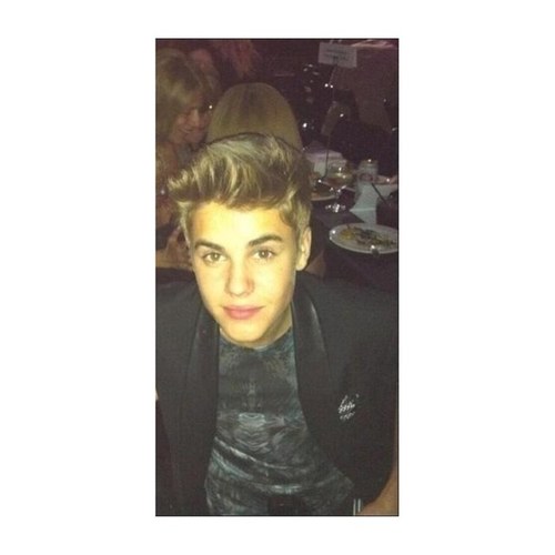This account is dedicated to Justin alone. Have @chloedelevingne as my Hannah Montana account yh x