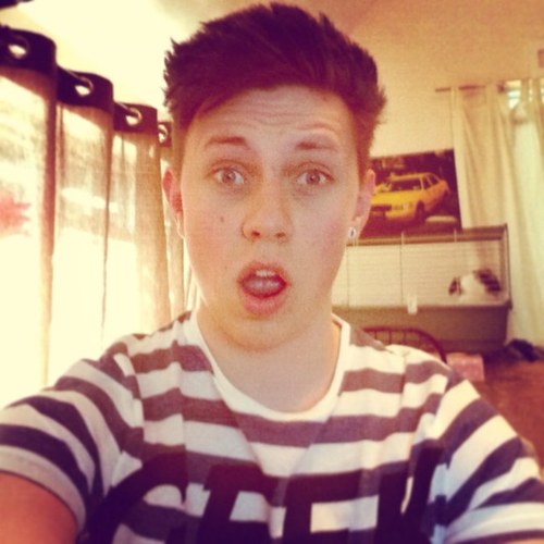 Follow me on Instagram hugsHD please in will make my day thank you :) 3