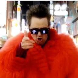 IM a boy who loves muse and 30 seconds to mars. On june 10th gonna see Muse for the 1st time

#TeamDirtyFozy