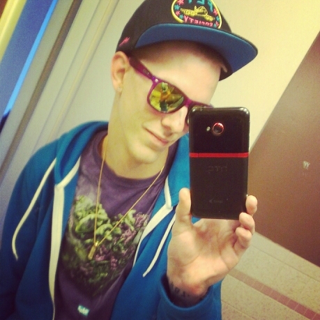G's up.. I'm 22 ink'd up and idgaf! H1N1 cause I got dat sick ;p