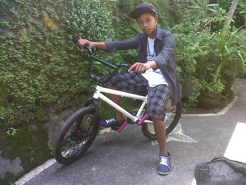 Manik_Adnyana's profile picture. I am single, uncommunicative, friendly, keep calm, and still stupid, I need your guidance