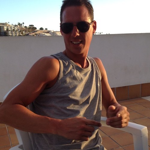 Hi all, my interests are travelling, spending time with my family and friends and working from home, Get more info here.. http://t.co/HvJ5kD3lHy