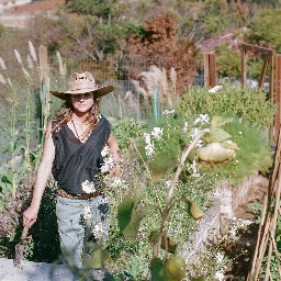 Organic vegetable grower, shopkeeper and local food advocate.