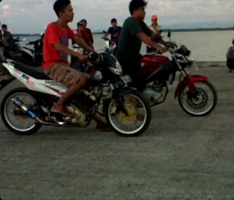 ryasrahmatt's profile picture. anti anak haram