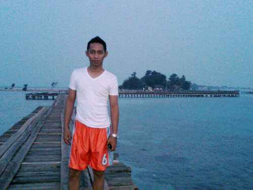 hendri_alcapone's profile picture. 