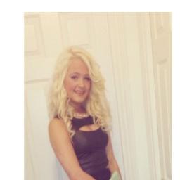 16, single,love me or hate me i dont five a fuck :) !
 follow me and il follow you back :)