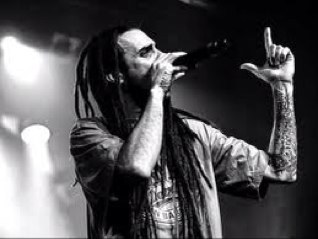 One love.No es coincidencia que hayas llegado a esta cuenta:Frases de las canciones,videoclips y algún que otro dato del Chico de Fuego.Reggae y Dancehall.BLESS
