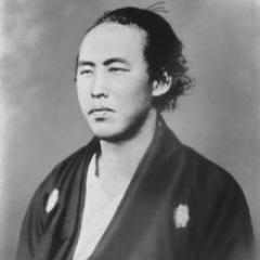 偉人たちの名言です。


follow me.