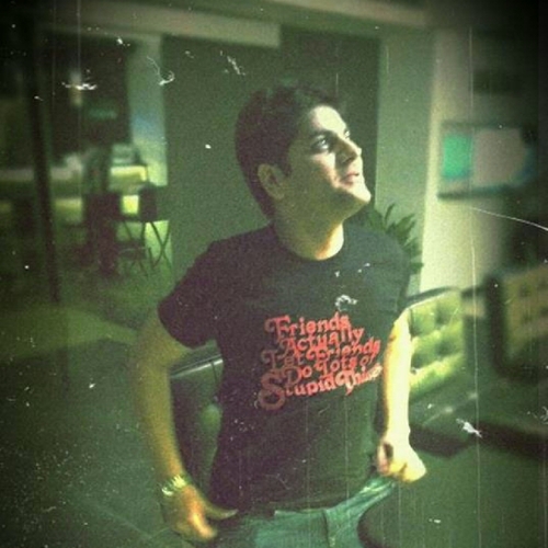 MaiTabeerHai's profile picture. DISfunctional...DISoriented....DISlexic(see)...DISconnected...DISrespectful...iDISS.