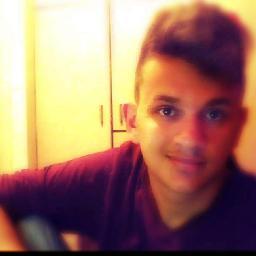 JulianoBoySmile's profile picture. @Miley Cyrus♥