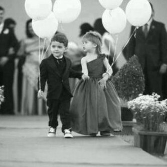 888Zozo's profile picture. هُنا عبقُ قلمَي گل مايِحزنُ القَلب ويبگيه فَرحاً لا أبيحُ لا أحداً سَرقة هذه المَشاعرْ من غَيِر ذگر اسَمي :-)