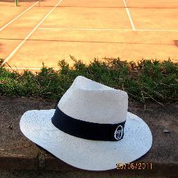 miserg02's profile picture. Por decirlo con ironía.Por compartir emociones. Por estar harto de escuchar mentiras. Porque me da la gana