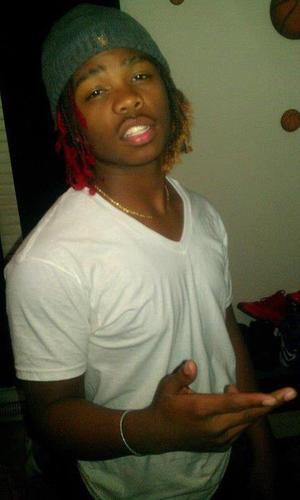 Go follow my pothead lil niqqah Quita @_Fiyah2death she cool af' nd she follows back..