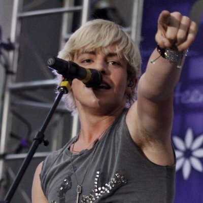 Ross Armpit Hair on Twitter: "We sniffed Ross armpit"
