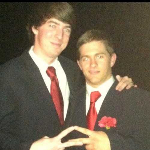 funny_tales's profile picture. Markerting Consultant/Grad Student Living and learning everyday of my life message