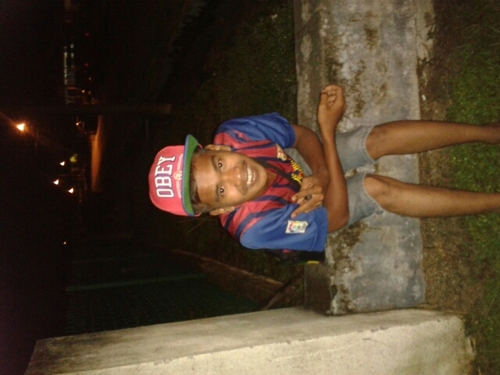 AsyraffLee's profile picture. Hai Buddyz :D Follow me okay, i Follow u back .