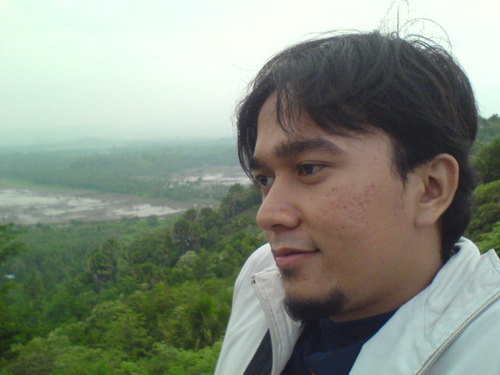 I'm Muslim.
Aktifis Forum Pemudan Sejahtera & Karang Taruna Guroe Sakti.
Madridista.
Free For Gaza.