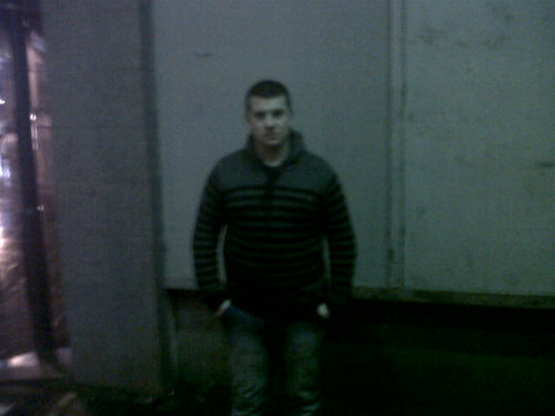 AshleyBharwani's profile picture. 20, Big bassline n dubstep fan, ask for more info.......