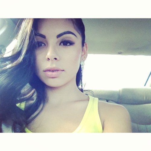 Instagram; _louux3 ,