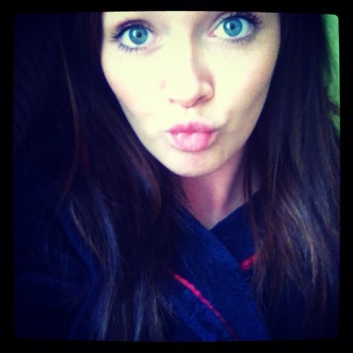 My boy friend means the world to me @SamAVOXO I love you. 2860D2DA add add add. I follow back x x