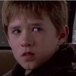 AxelThenardier's profile picture. Soy Axel Thénardier que fui vendido como un negro. Tengo un hermano. Me encanta jugar.Robé pan. #LesMisNoHomo