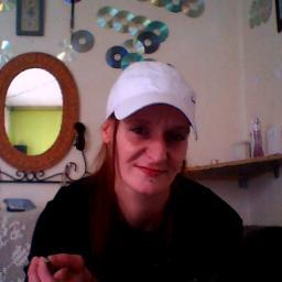 crazyfrog1982's profile picture. ik ben ik en zie dat niet uit kan staan kijkt er maar langs!!!