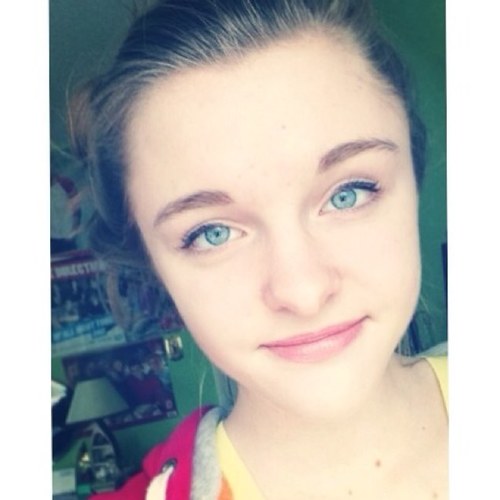 PhanImagines_'s profile picture. another piece of the phandom