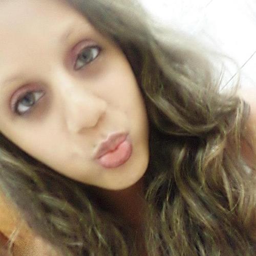 Sou a Luara Cristina se gosta de mim @MeSegue