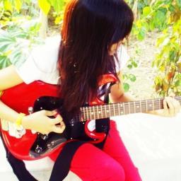 Hi, I'm Shalu. Positive & Ambitious. Believes in Chelsea FC & Mercedes AMG F1. Loves F1, Soccer & MotoGP. Nico Rosberg, Marc Marquez & Cristiano stole my heart♥