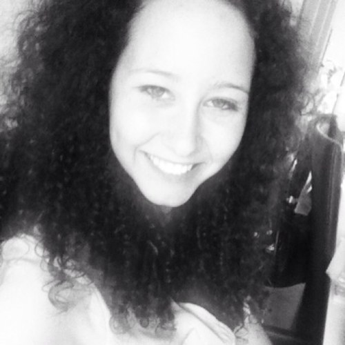 16 // 4havo.. // Da Vinci // piano //
Klein, krullenbol :)