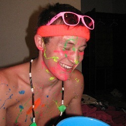 HugoBArnold's profile picture. smug