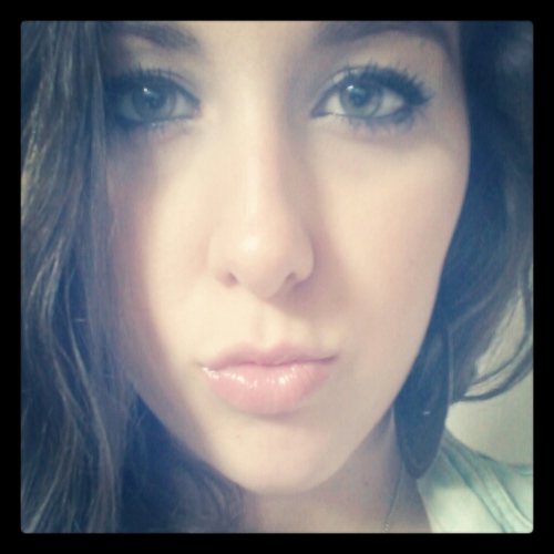 xlisettevcreij's profile picture. ~Being honest may not get you a lot of friends, but at least it will get you the right ones