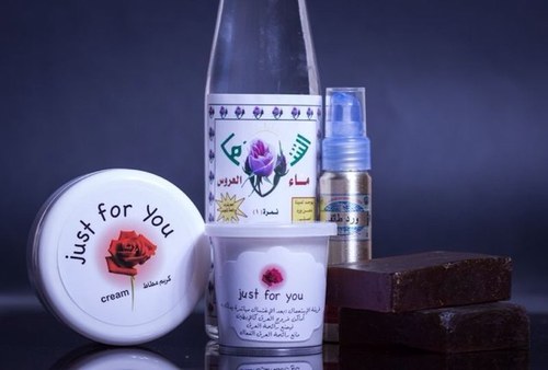 rosewater248's profile picture. حساب مخصص لبيع دهن وماء الورد ومشتقاته