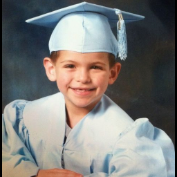 DM us your confessions about vinny or being a GRANDer :) well tweet them ANON!
