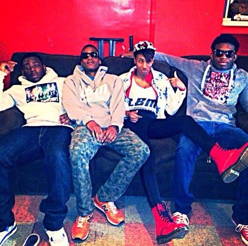 The Team : @shay_cream @_fatcurt @drizz__ @ronniemack215 , FOLLOW US : Philly We Taking Over