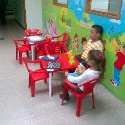 Para información y denuncias sobre amenaza o vulneración de los derechos de los Niños, Niñas y Adolescentes.