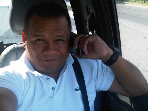 Ing mecanico, criado en la calle 8, de los tiburones de la guaira . Tata Mayombe