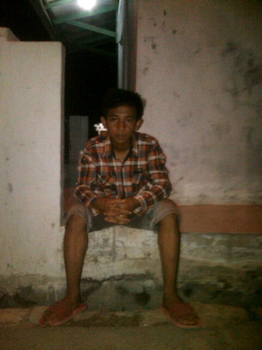 Beware!.             •± I am a boy                  •follow me..••••.    »mY brithday 12june »My hoby playing football•basketball•music.» My ::PiN 306D518A.«