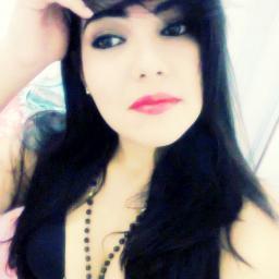 Abençoada por Deus, Pernambucana, moro em Patos, 17 anos, Tourina, flamenguista e forrozeira de coração!  Que Deus me dê direção... 
 http://t.co/ts8lvV5OOv…