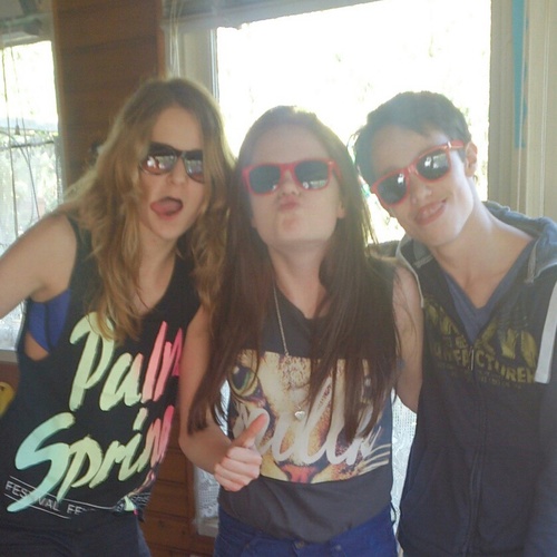 I'm not weird. I'm limited adition. Liefde voor me vriendjes en vriendinnetjes.