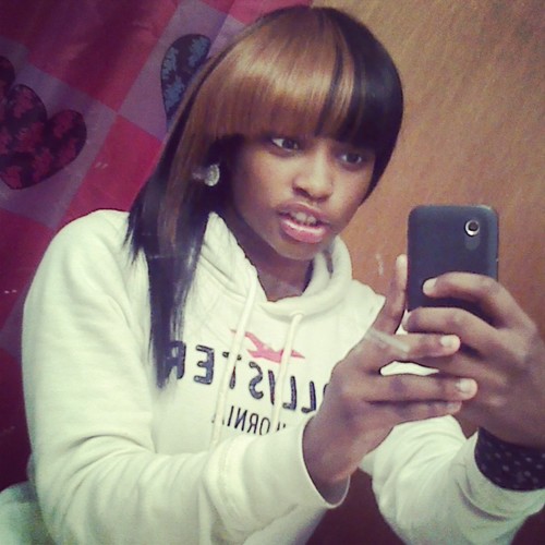 Lesbiaann ! ♀♀&& Happily Cuffed By @mayawhitt