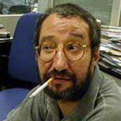 (Parodia)
Amante del buen cine y detestando la mierda cancerígena. Oíd a Carlos en la CadenaSer los viernes a las 17:30. Y leedlo en http://t.co/h1vmbDle1f