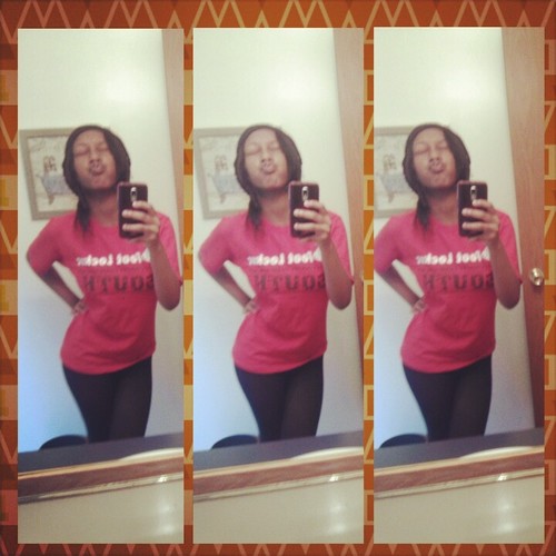 Hola :) Follow me ! | Kik ; _blah_shaniaaaaaaa_ | IG; shaniag99