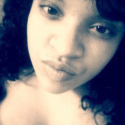 #TeamYella #TeamBigBooty #TeamILoveMyMan♡
#TeamForqetYoFeelin's ┌∩┐(-.-)┌∩┐ #TeamWake&Bake #TEAMFAME