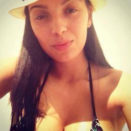 Brasileira, 18 anos, Sagitariana.