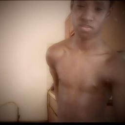 #2100 LilTeeMobb Shortyyy Lawndale Gangg
Sub Me n Follow Mee Frfr
4 Mo Info 
http://t.co/TJMtbPq3no