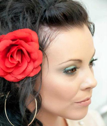 Pure Pamper Cairns offers the full suite of beauty services for every location and occasion with a completely mobile team of beauty therapists.